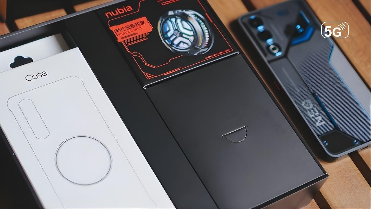 Nubia Neo 5 GT Arrive with Built-in Cooling Fan, Shoulder Triggers and 120Hz AMOLED Panel